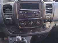 Gebraucht Opel Vivaro 95 PS (69 kW) 2016 Weiß Van / Kleinbus