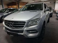 Second-hand Mercedes ML250 204 CP (150 kW) 2012 Argintiu SUV