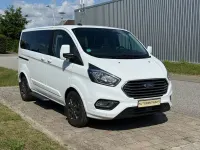Gebraucht Ford Tourneo Custom Titanium 185 PS (136 kW) 2022 Weiß Van