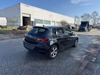 Gebraucht Opel Astra 110 PS (80 kW) 2012 Schwarz Limousine