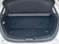 Second-hand Mazda 2 Edition 90 CP (66 kW) 2015 Alb Berlinǎ