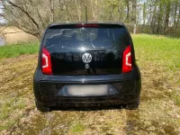 Second-hand VW up! 75 CP (55 kW) 2015 Negru Hatchback