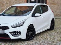Gebraucht Kia Ceed GT-Track 204 PS (150 kW) 2015 Weiß Kleinwagen