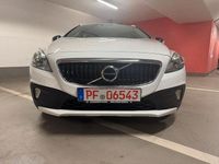 Gebraucht Volvo V40 CC 120 PS (88 kW) 2016 Weiß Kombi