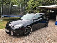 Gebraucht Opel Insignia 192 PS (141 kW) 2012 Schwarz Kombi