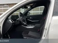 Gebraucht BMW 318 M Sport 150 PS (110 kW) 2025 Weiß Limousine