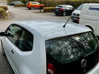 Gebraucht VW up! 60 PS (44 kW) 2015 Weiß Kleinwagen