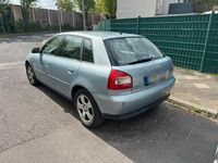 Usado Audi A3 105 HP (77 kW) 2003 Azul Citadino