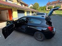 Gebraucht BMW 114 102 PS (75 kW) 2013 Schwarz Kleinwagen