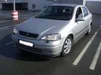 Używany Opel Astra Njoy 84 KM (61 kW) 2003 Srebrny Sedan/Limuzyna
