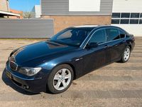 Gebraucht BMW 760L 445 PS (327 kW) 2006 Blau Limousine