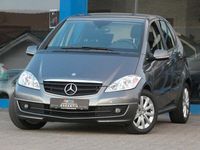 Gebraucht Mercedes A180 116 PS (85 kW) 2011 Grau Kleinwagen