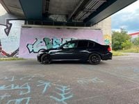 Gebraucht BMW 318 143 PS (105 kW) 2011 Schwarz Limousine