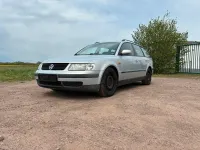 Gebraucht VW Passat 125 PS (91 kW) 1998 Silber Kombi
