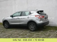 Gebraucht Nissan Qashqai 116 PS (85 kW) 2016 Grau SUV