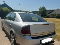 Begagnad Opel Vectra 140 HK (102 kW) 2003 Silver Sedan