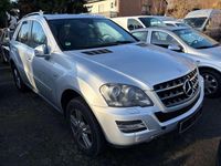 Gebraucht Mercedes ML350 Edition 231 PS (169 kW) 2011 Iridiumsilber  metalliclack SUV