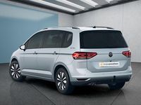 Gebraucht VW Touran 150 PS (110 kW) 2025 Silber Van / Kleinbus