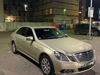Gebraucht Mercedes E250 Elegance 204 PS (150 kW) 2009 Beige Limousine