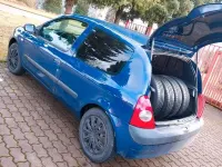 Gebraucht Renault Clio 58 PS (42 kW) 2006 Blau Kleinwagen