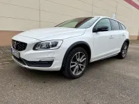 Gebraucht Volvo V60 CC Pro 150 PS (110 kW) 2017 Weiß Kombi