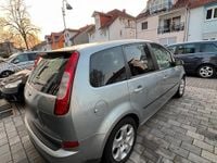 Second-hand Ford Focus 125 CP (91 kW) 2004 Argintiu Berlinǎ