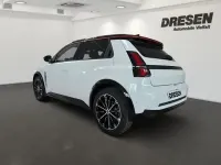 Ny Renault 5 E-Tech Iconic 110 kW (150 HK) 2026 Hvid Sedan