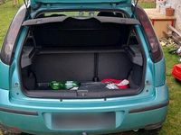 Second-hand Opel Corsa 75 CP (55 kW) 2003 Verde Hatchback