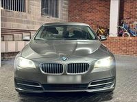 Gebraucht BMW 520 184 PS (135 kW) 2014 Grau Limousine