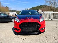 Gebraucht Ford Fiesta Titanium 125 PS (91 kW) 2014 Blau Kleinwagen