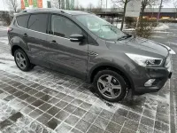 Usata Ford Kuga Titanium 175 CV (128 kW) 2019 Grigio SUV