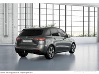 Gebraucht Mercedes B220 Night 190 PS (139 kW) 2025 Metalliclack mountaingrau Kleinwagen