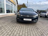 Gebraucht Opel Astra Dynamic 125 PS (91 kW) 2018 Smaragd gruen (mi) Kleinwagen