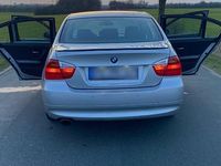 Gebraucht BMW 318 150 PS (110 kW) 2007 Limousine
