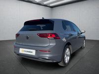 Gebraucht VW Golf VIII 131 PS (96 kW) 2023 Grau Kleinwagen