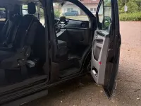 Gebraucht Ford Tourneo 131 PS (96 kW) 2019 Schwarz Van / Kleinbus