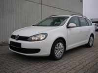 Gebraucht VW Golf VII 105 PS (77 kW) 2013 Candyweiß Kombi