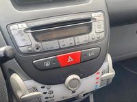 Gebraucht Citroën C1 67 PS (49 kW) 2012 Grau Kleinwagen