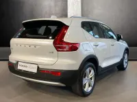 Gebraucht Volvo XC40 Core 163 PS (119 kW) 2022 Weiß SUV