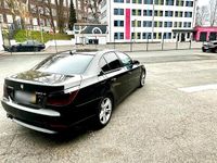 Gebraucht BMW 530 218 PS (160 kW) 2004 Schwarz Limousine