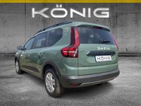 Gebraucht Dacia Jogger Expression 110 PS (80 kW) 2025 Grün Van / Kleinbus