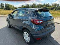 Gebraucht Renault Captur Life 90 PS (66 kW) 2019 Blau SUV