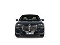 Gebraucht BMW 740 Executive 286 PS (210 kW) 2025 Grau Limousine