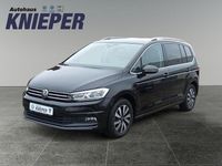 Gebraucht VW Touran Highline 150 PS (110 kW) 2024 Deep black perleffekt Van / Kleinbus