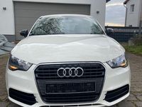 Używany Audi A1 Ambition 122 KM (89 kW) 2011 Biały Hatchback