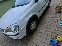 Gebraucht Opel Corsa 60 PS (44 kW) 2004 Weiß Kleinwagen