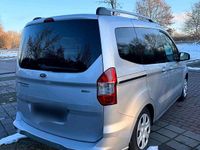 Gebraucht Ford Tourneo Courier 101 PS (74 kW) 2017 Silber Van / Kleinbus