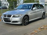 Gebraucht BMW 318 143 PS (105 kW) 2010 Silber Kombi
