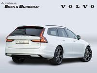 Neu Volvo V90 Plus 310 PS (228 kW) 2025 Weiß Kombi