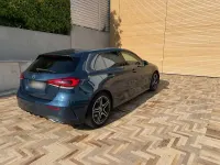 Gebraucht Mercedes 200 AMG line 163 PS (119 kW) 2020 Blau Limousine